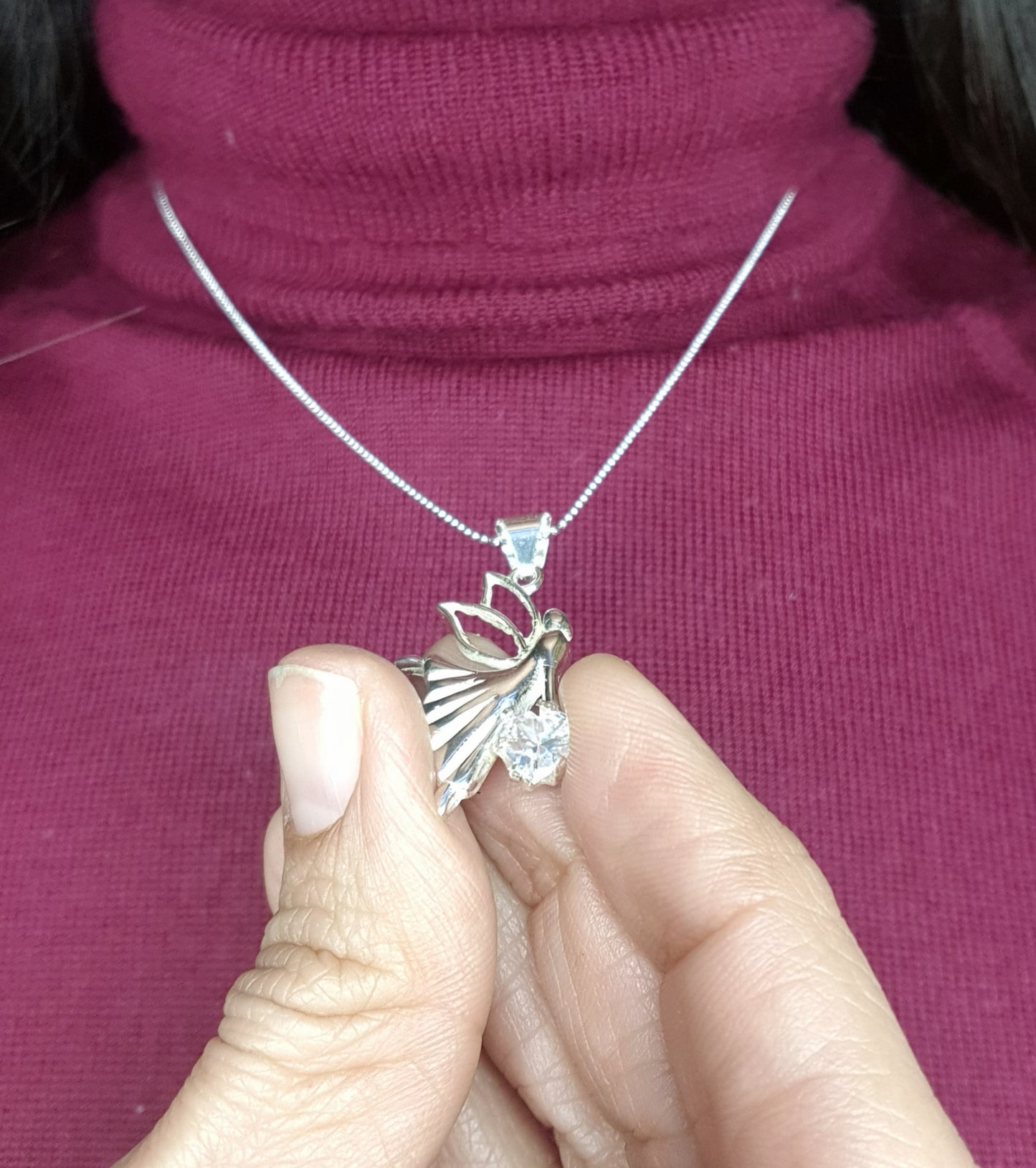 Juego de dije y aretes de plata 925, Hada con aretes de zirconia de alta calidad (cadena incluída)