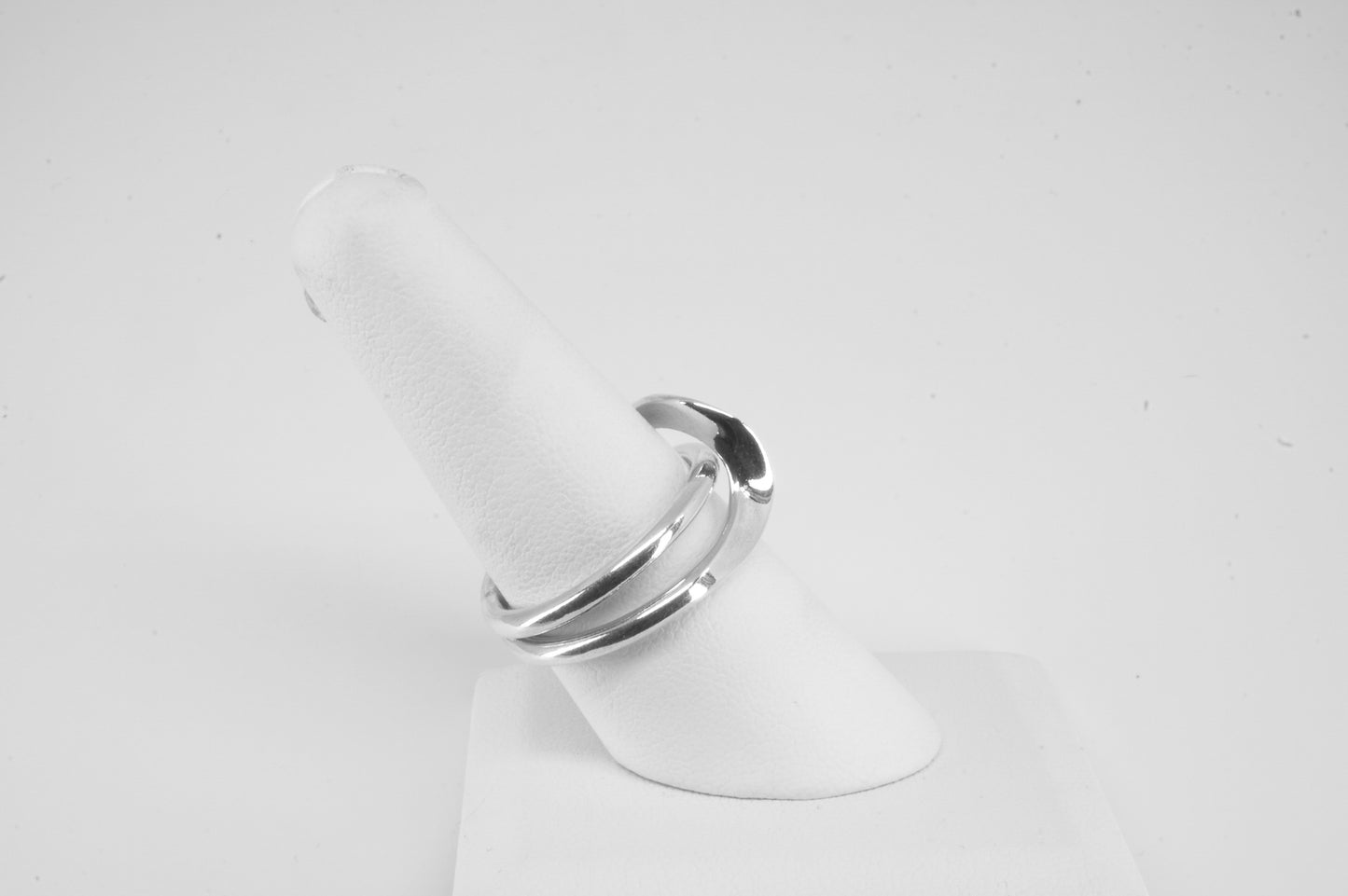 Anillo plata solida 925, signo del infinito bulky estilizado