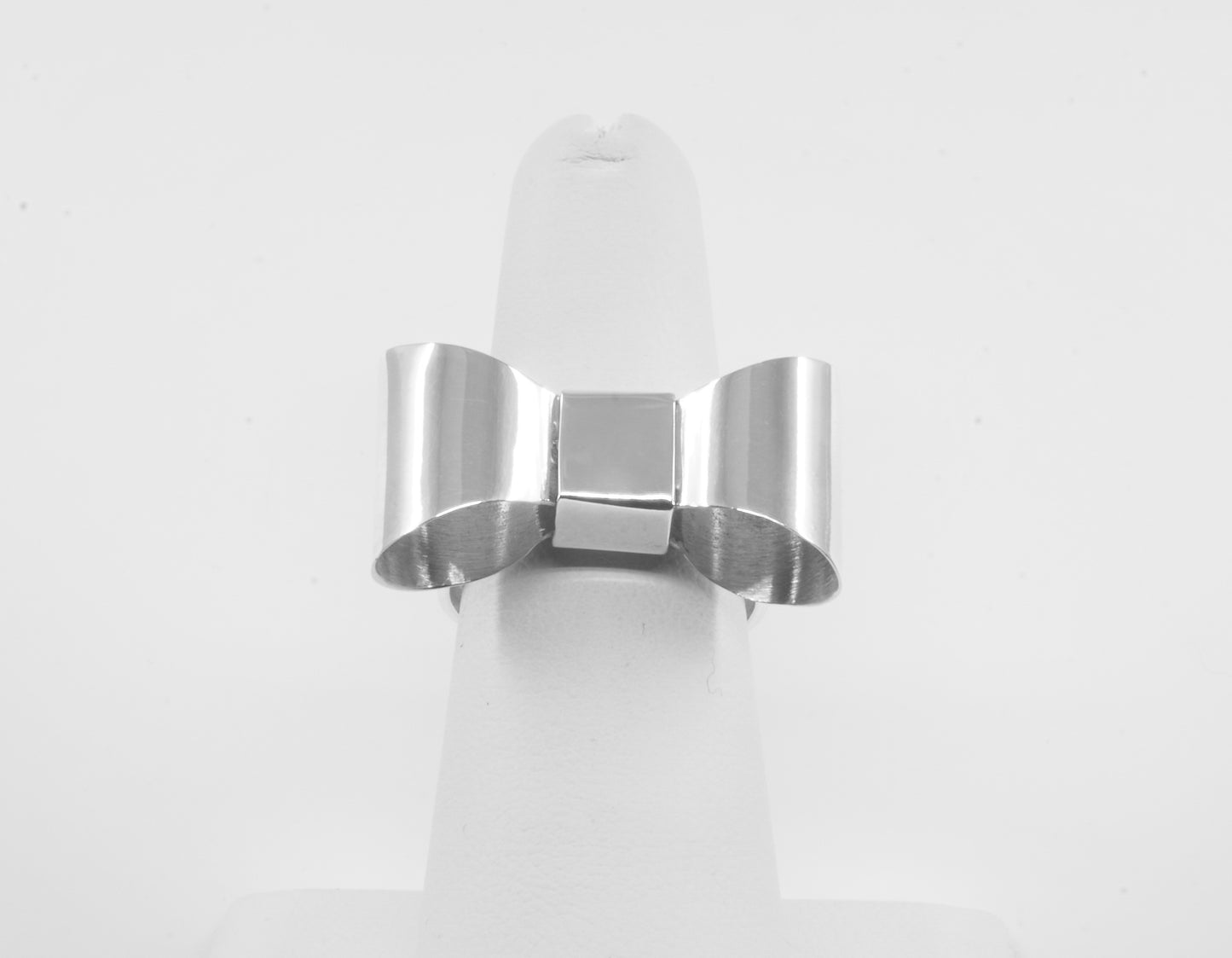 Anillo plata solida 925, moño simétrico 15