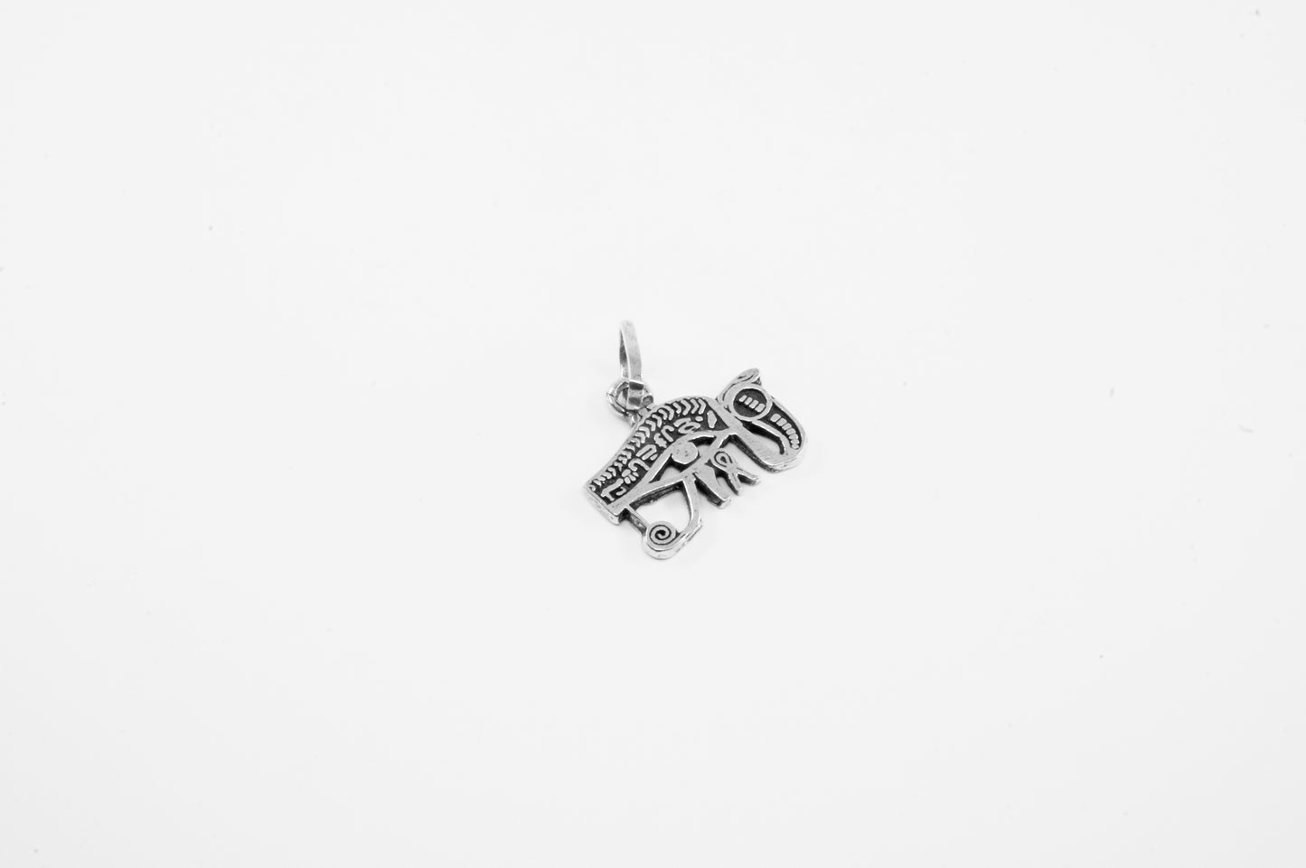 Dije de plata solida 925, Ojo de Horus o Ra (cadena incluída)