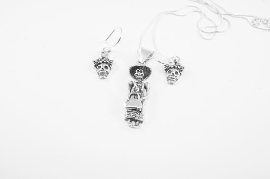 Juego de aretes y dije de plata solida 925, Catrina de cuerpo entero con bolso colgante (cadena incluída)