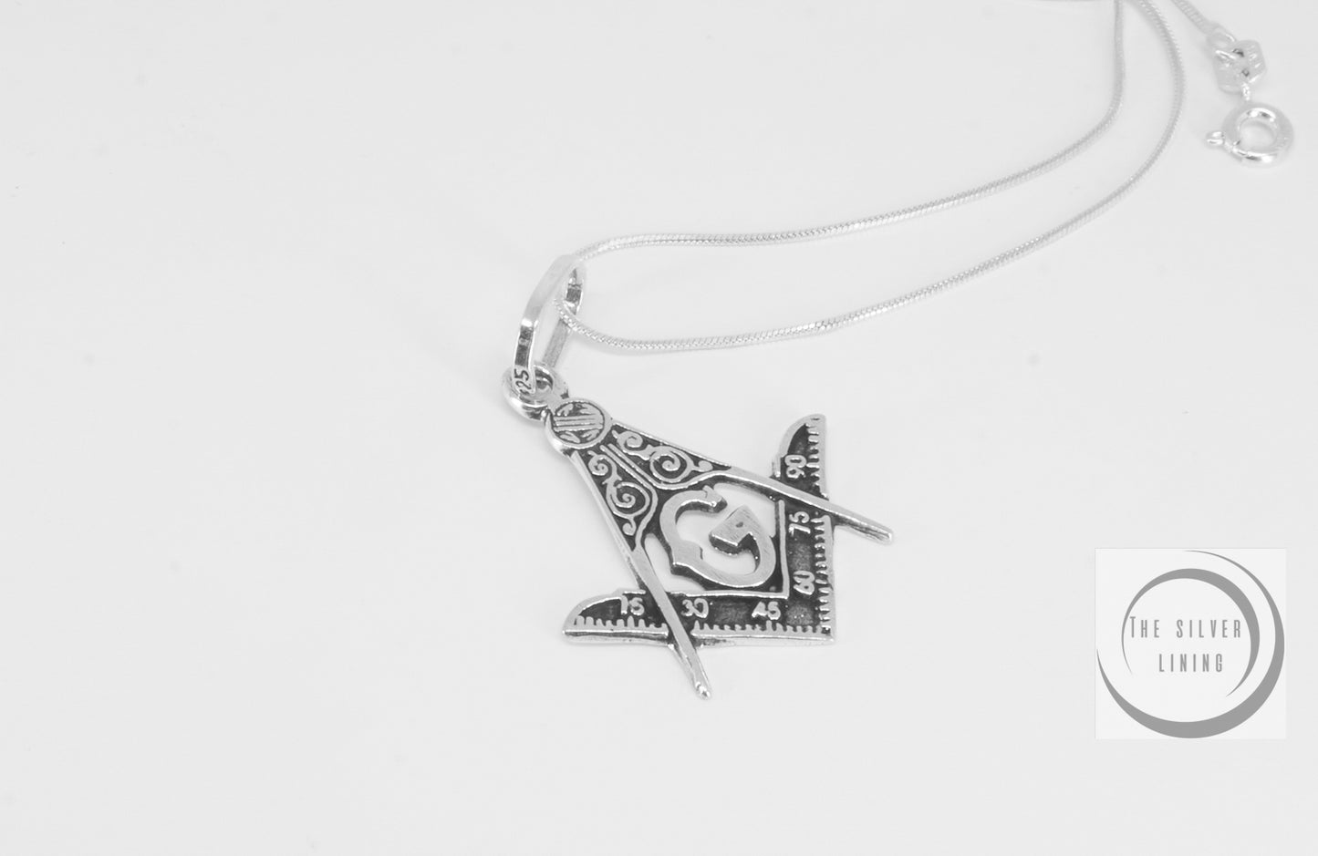 Dije de plata 925, Símbolo Masón con cadena incluída