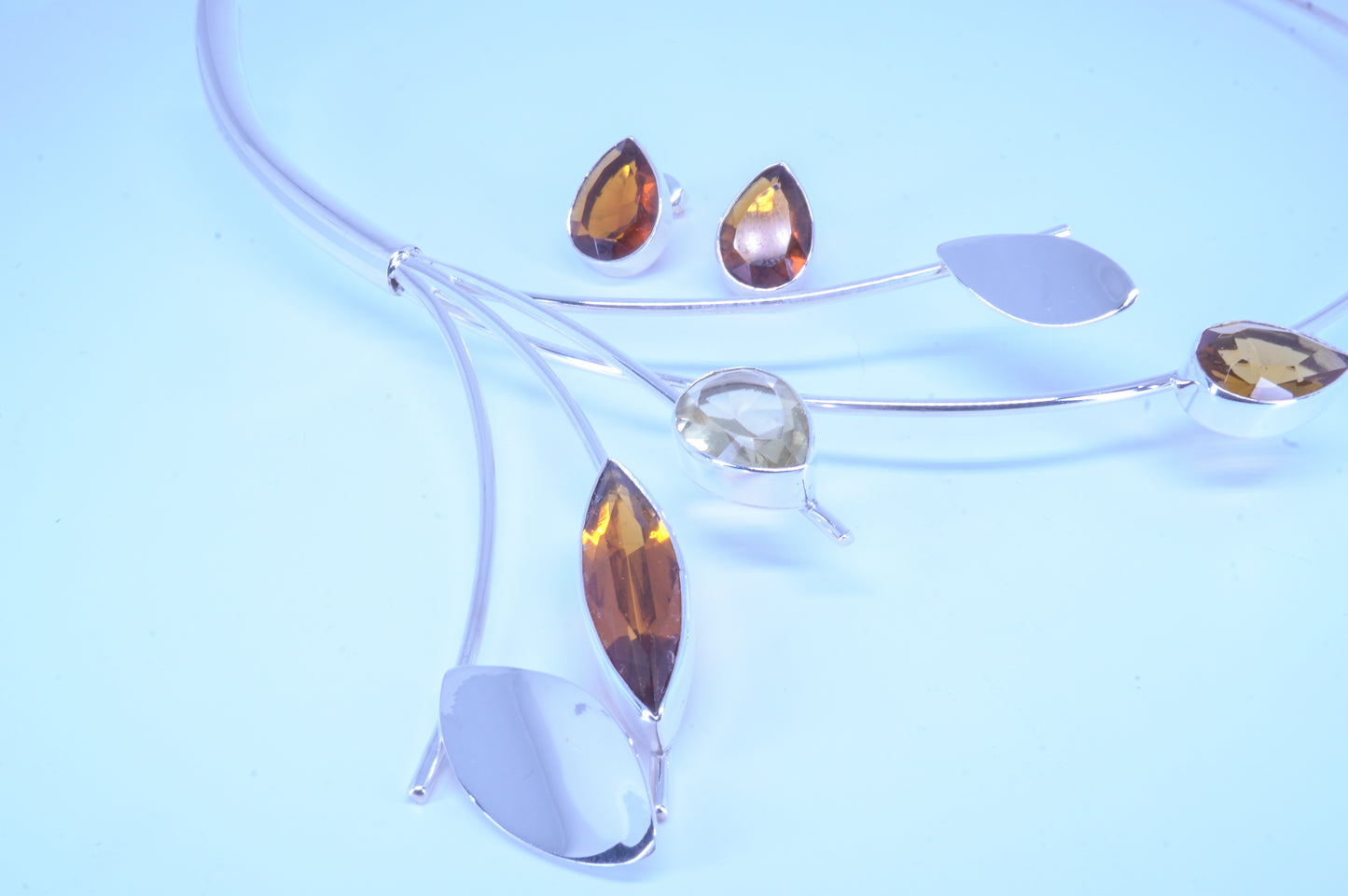 Gargantilla y Aretes de plata 925 con Hojas Otoñales color Ámbar