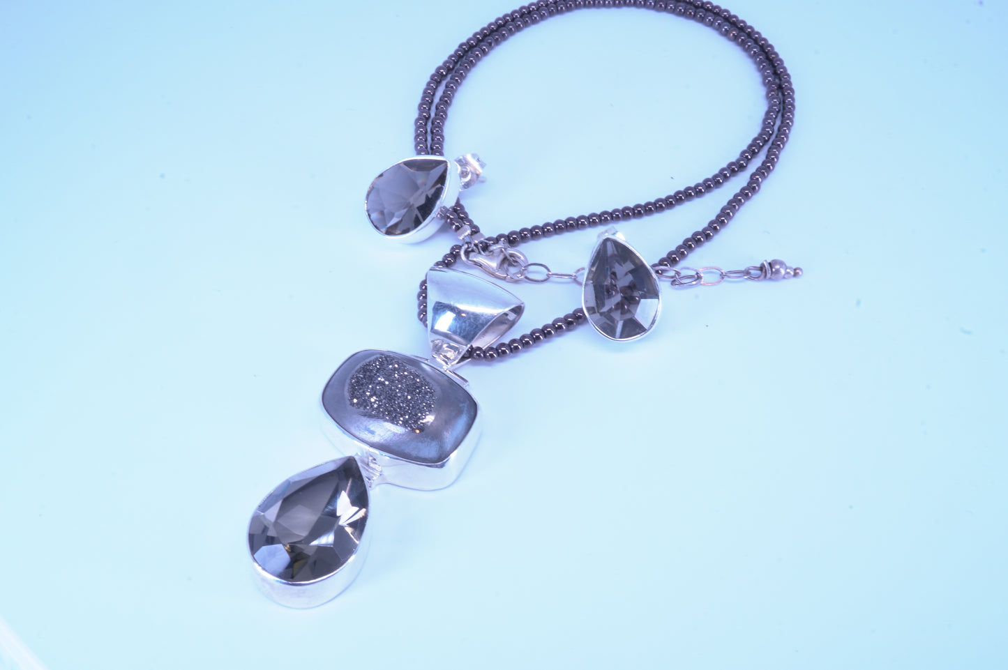 Gargantilla de Acerina con Dije y Aretes de Pirita y Cristal Austriaco