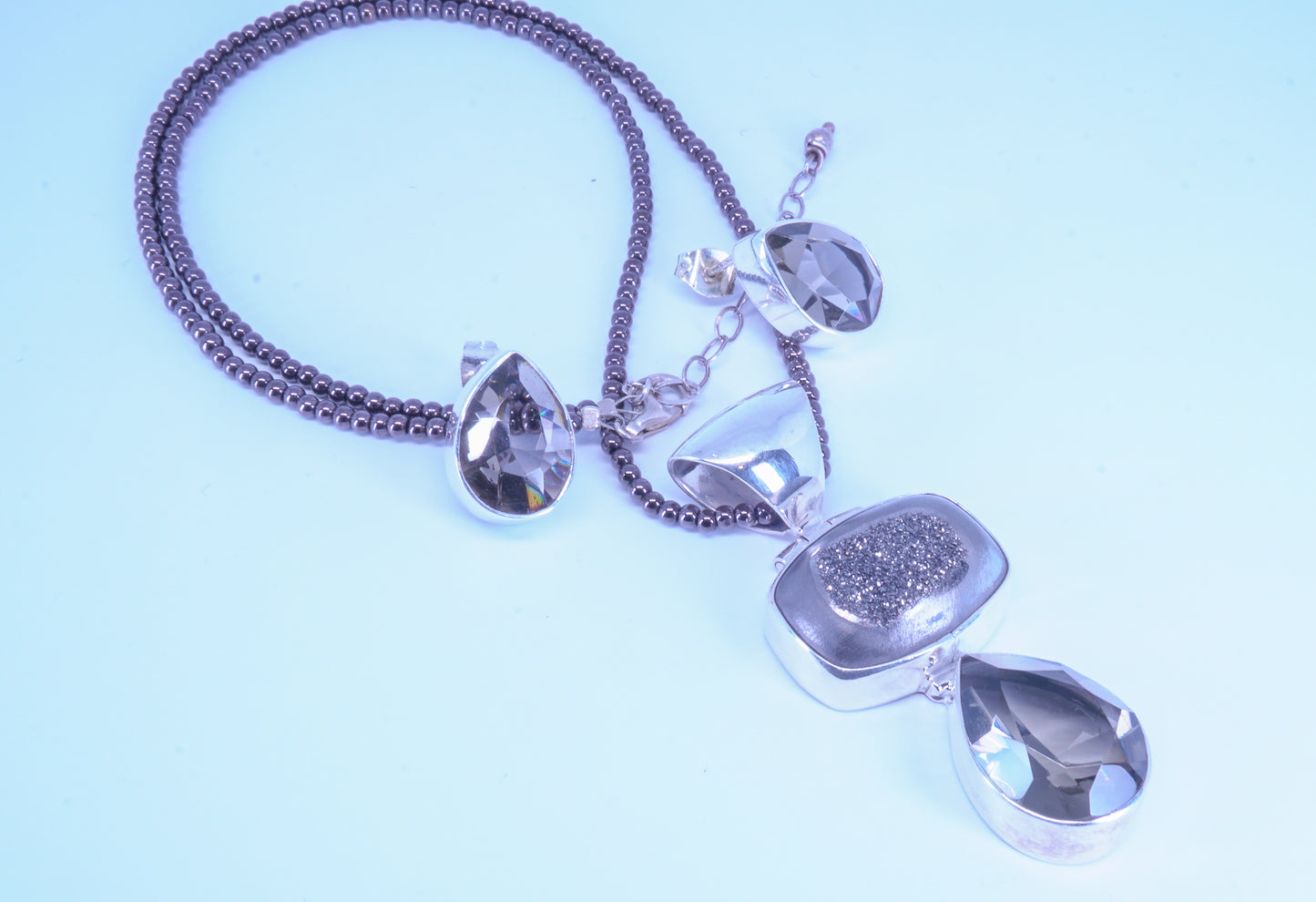 Gargantilla de Acerina con Dije y Aretes de Pirita y Cristal Austriaco
