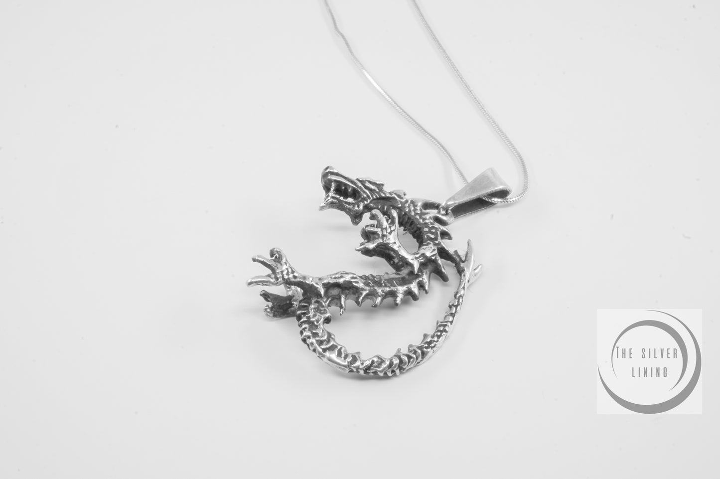Dije de plata 925, Dragón Defensa con cadena incluída