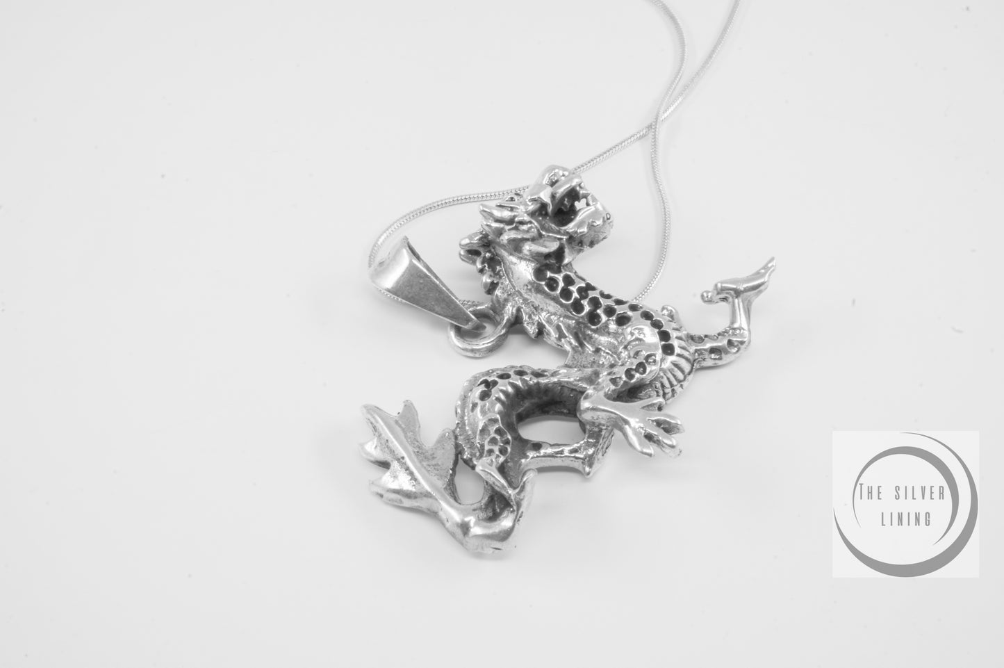 Dije de plata 925, Dragón Chino Danzante con cadena incluída
