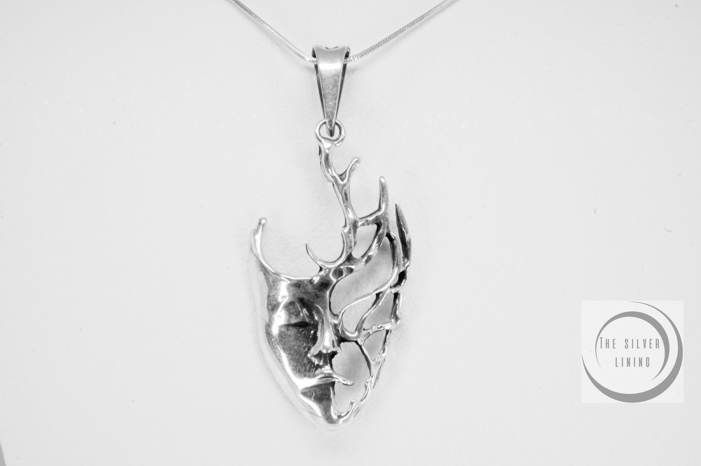 Dije de plata 925, Máscara de teatro mitad solida mitad árbol de vida