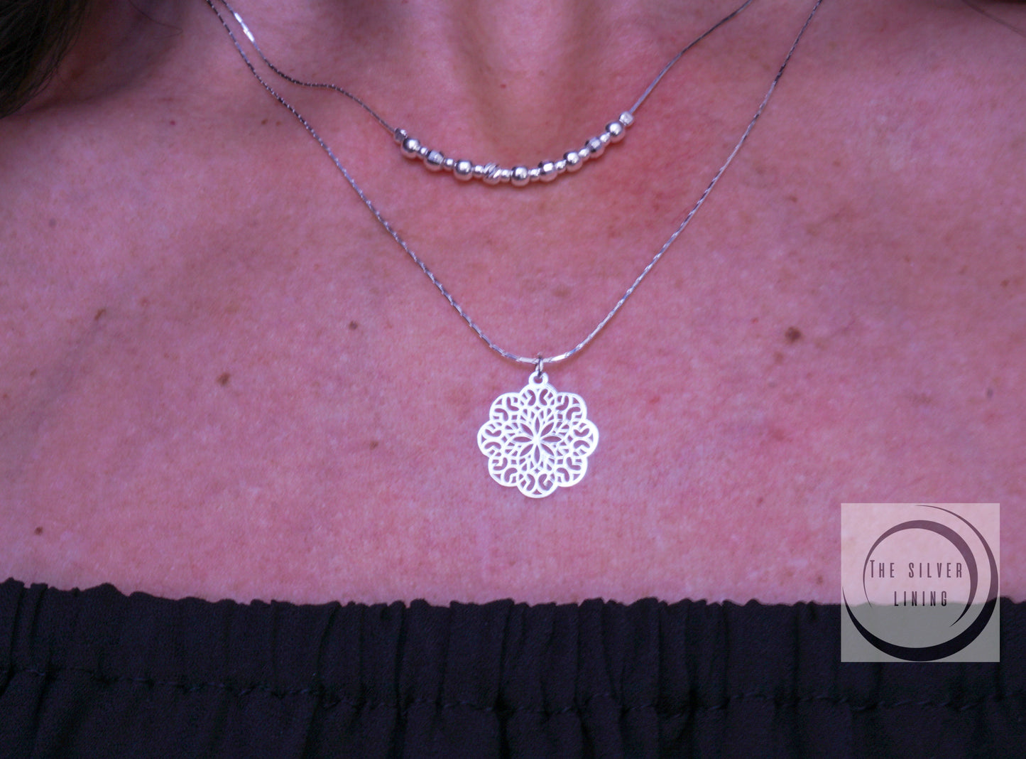 Gargantilla de plata 925, Doble hilo con Mandala y Bolitas