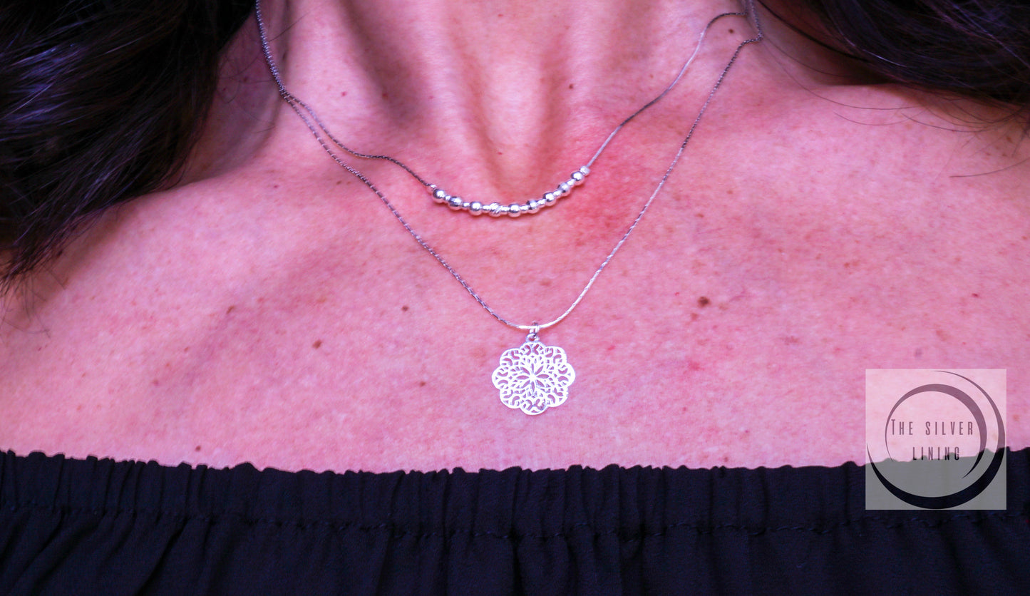 Gargantilla de plata 925, Doble hilo con Mandala y Bolitas