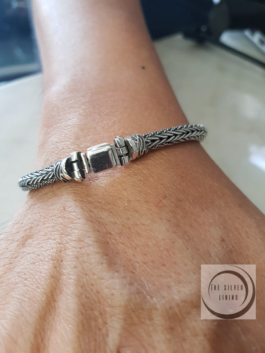 Pulsera de Plata 925, Piel de Dragon Combinada con Piel de Víbora 22.5 cms (8 3/4")