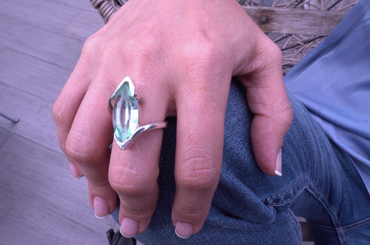 Anillo plata sólida 925, cristal checo color aqua montado en ovalo