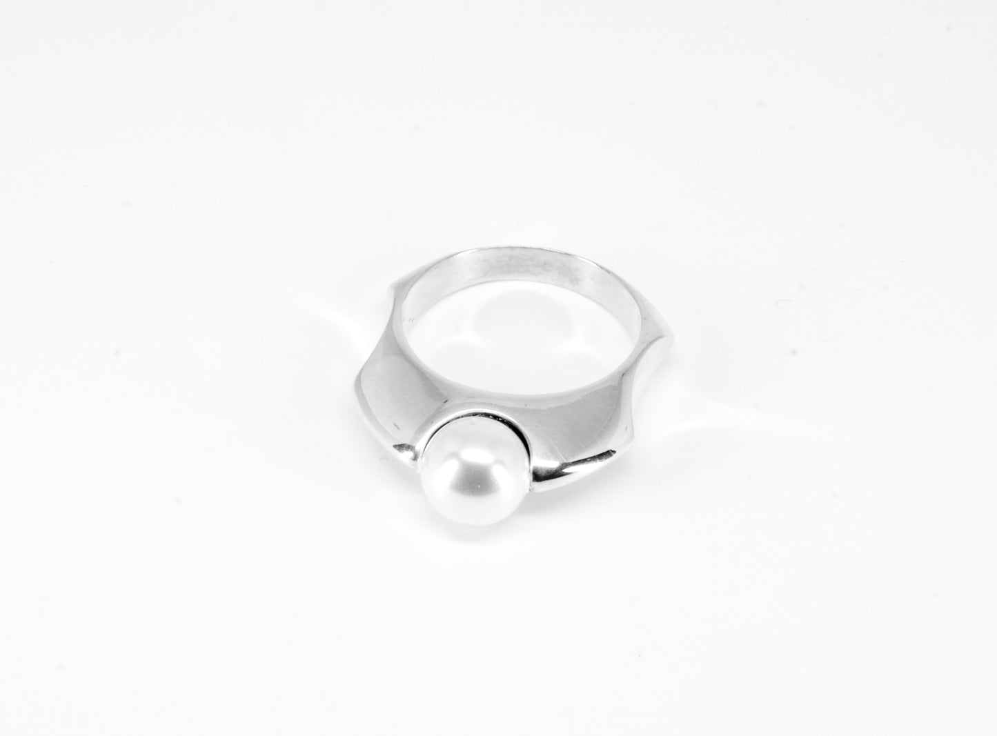 Anillo plata solida 925, culture con perla sintetica cadena incluida