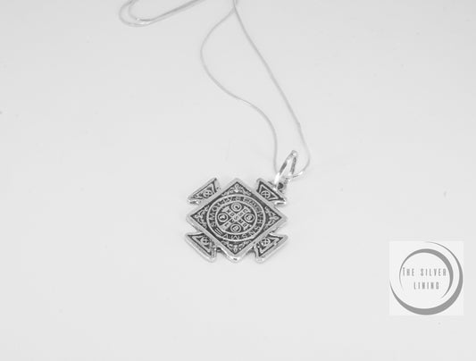 Dije de Plata 925, Amuleto medalla de San Benito con cadena incluída