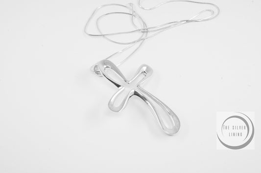 Dije de plata 925, Cruz inclinada englobada (cadena incluída)