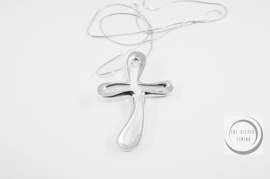 Dije de plata 925, Cruz inclinada englobada (cadena incluída)