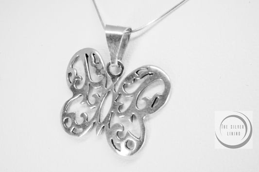 Dije de plata 925, Mariposa calada garigoleada