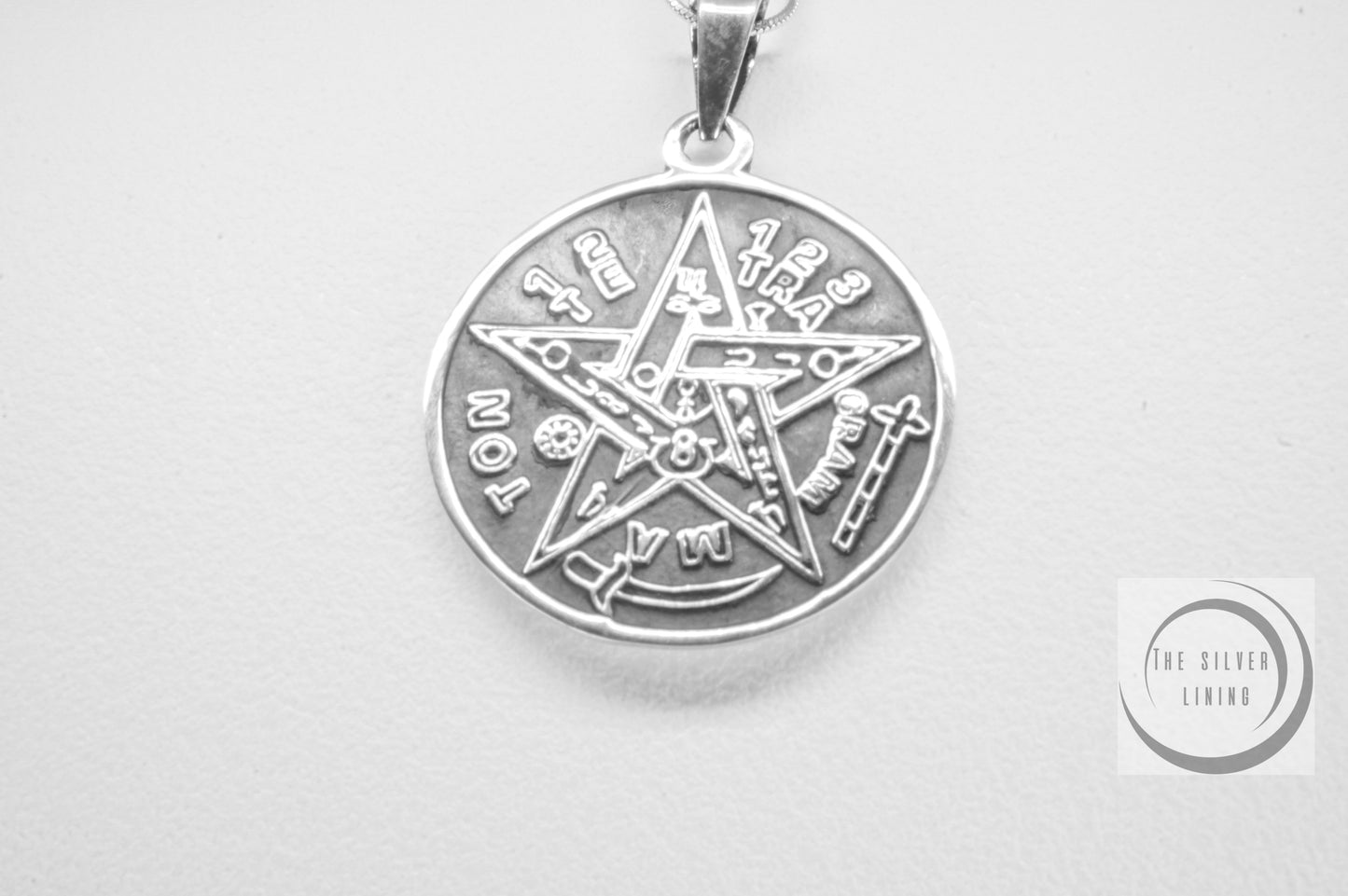 Dije de plata 925, Amuleto Tetragramatron con cadena incluída
