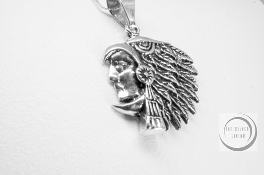 Dije de plata 925, Cabeza de Guerrero Águila (Cuāuhpilli) con cadena incluída