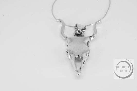 Dije de plata 925, Osamenta de Toro mediana con cadena incluída