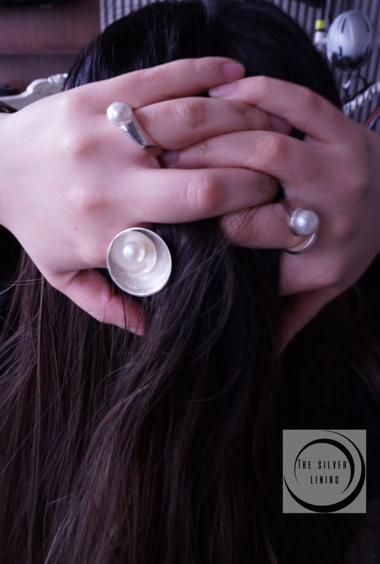 Anillo plata solida 925, culture con perla sintetica cadena incluida